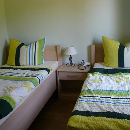 With 1 Bedroom * באד צווישנהם